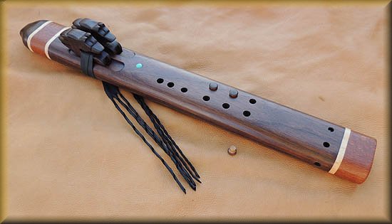 double_flute_wolf-0006.jpg (26992 bytes)