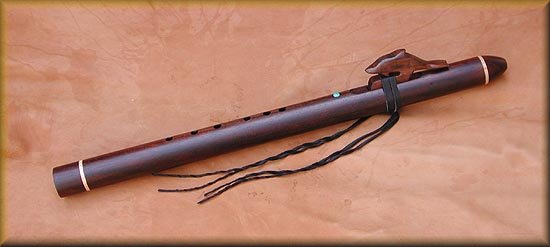 d-sharp-walnut_dolphin_flute002.jpg (22191 bytes)