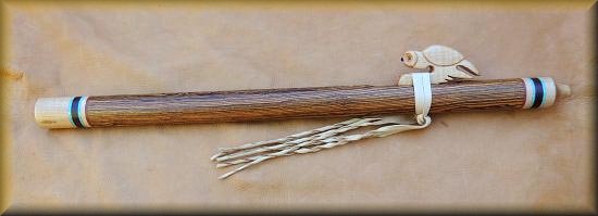 Bocote_Snowy_Owl_Flute-8.jpg (17275 bytes)