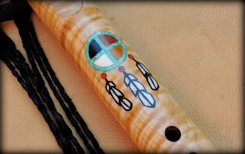 Falcon-maple-burl-flute-curly-silver-04.jpg (256018 bytes)