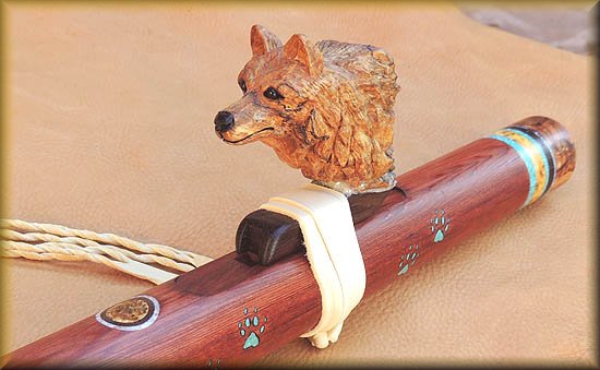 Giant-Sequoia-yellow_cedar_burl_wolf_carved-1.jpg (38612 bytes)