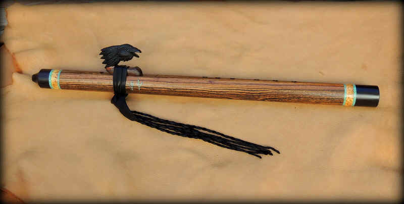 black-raven__bocote_wood-flute.02.jpg (187380 bytes)
