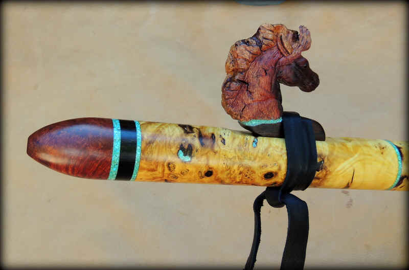 buckeye-burl-carved-horse-flute-0001.jpg (217240 bytes)