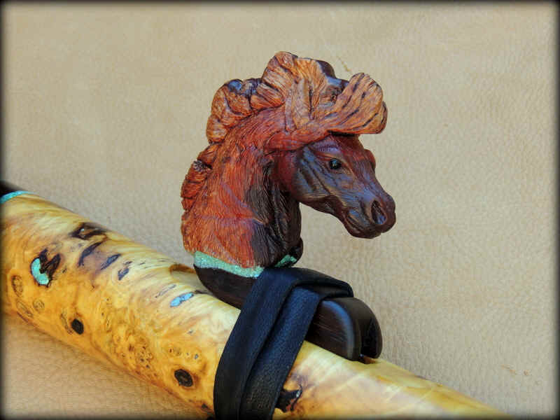 buckeye-burl-carved-horse-flute-00015.jpg (304468 bytes)