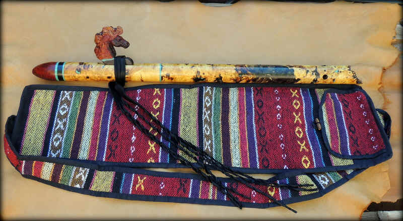 buckeye-burl-carved-horse-flute-0006.jpg (271291 bytes)