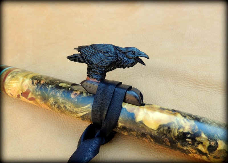 buckeye-burl-raven-carved-flute-019.jpg (90928 bytes)