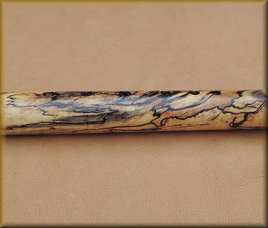 ebony-carved raven-spaltedd maple-flute-by jp-gomez-015.jpg (47556 bytes)