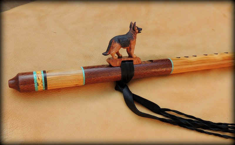 german_shepherd_flute-009.JPG (69967 bytes)