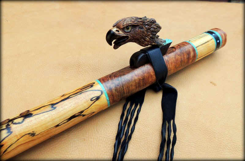 golden-Eagle-carved-inlay-burl-flute-00006.JPG (93850 bytes)