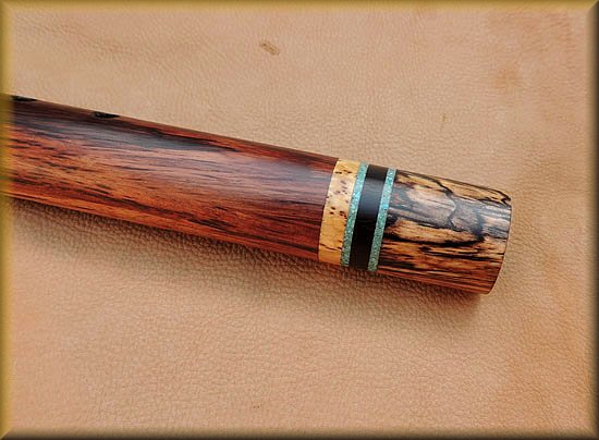 hawaiian_koa_flute_humpback-whale-03.jpg (44783 bytes)