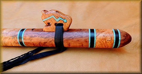 heartline-buffalo-flute12.jpg (34657 bytes)