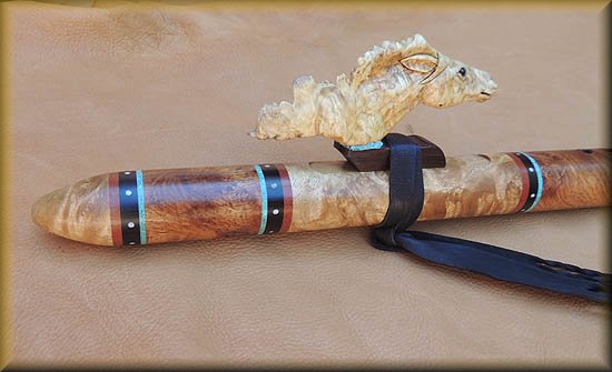 honduran-rosewood-burl-flute-running-horse-14.jpg (31867 bytes)