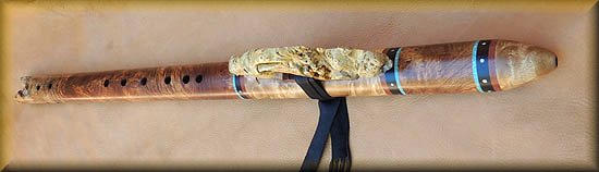 honduran-rosewood-burl-flute-running-horse-23.jpg (16195 bytes)