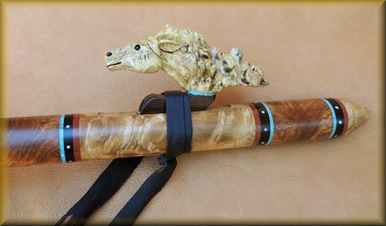 honduran-rosewood-burl-flute-running-horse-25.jpg (29419 bytes)