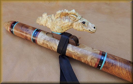honduran-rosewood-burl-flute-running-horse-27.jpg (37708 bytes)