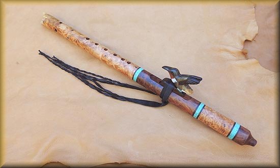 humminbird-flute-000000009.jpg (26849 bytes)