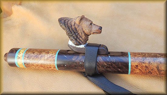 kodiak_bear_sculpture_burl_birdseye_maple_flute-10.jpg (35789 bytes)