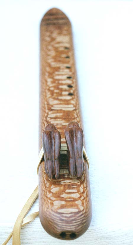 lacewood8.jpg (32463 bytes)