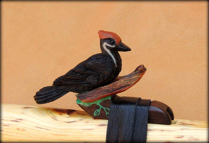 pileated-woodpecker-flute-0005.JPG (75428 bytes)