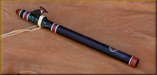 pileatwood2a.jpg (21883 bytes)