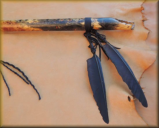 raven-flute-burl-e-minor12.jpg (37231 bytes)