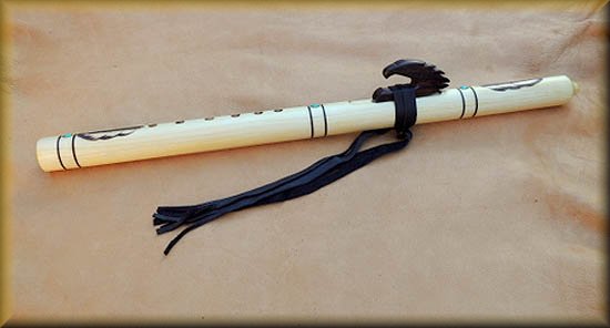 sedona-eagle-head-flute-aspen-1.jpg (20351 bytes)